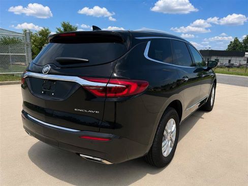 Used 2019 Buick Enclave Essence FWD image 7