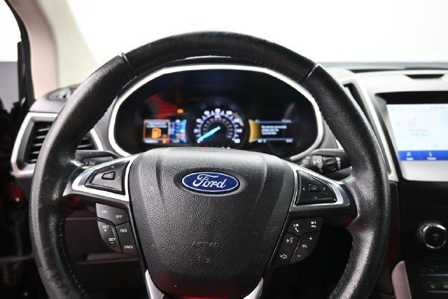 Used 2020 Ford Edge SEL FWD image 17