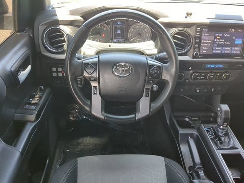 Used 2021 Toyota Tacoma TRD Off-Road AWD/4WD image 16