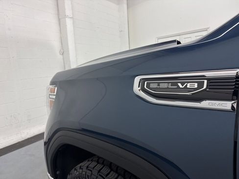 Used 2019 GMC Sierra 1500 SLE w/ SLE Value Package image 19