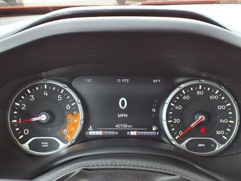 Used 2018 Jeep Renegade Limited w/ Safety & Security Group FWD image 10