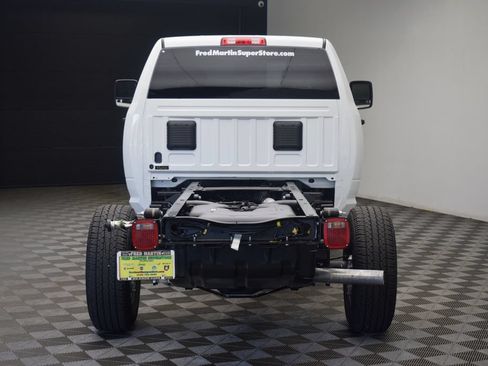 New 2026 RAM 3500 Tradesman AWD/4WD image 12