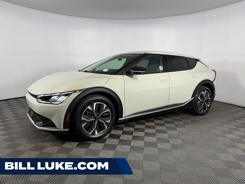 Used 2024 Kia EV6 Light RWD image 1