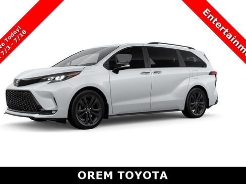 New 2026 Toyota Sienna XSE FWD image 2