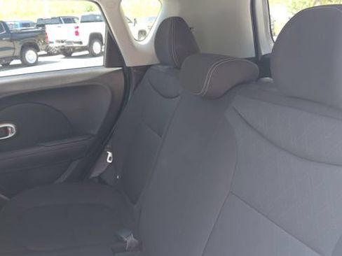 Used 2016 Kia Soul FWD image 26