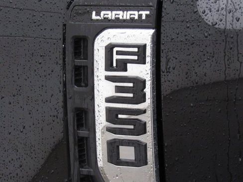Used 2024 Ford F350 Lariat w/ Lariat Ultimate Package image 12