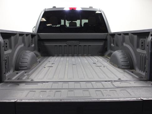 Used 2025 Ford F350 Lariat w/ Lariat Ultimate Package AWD/4WD image 14