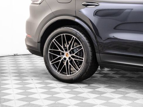 New 2026 Porsche Cayenne AWD/4WD image 36