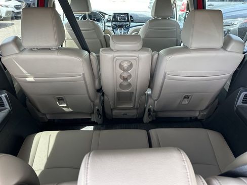Used 2022 Honda Odyssey Touring image 12