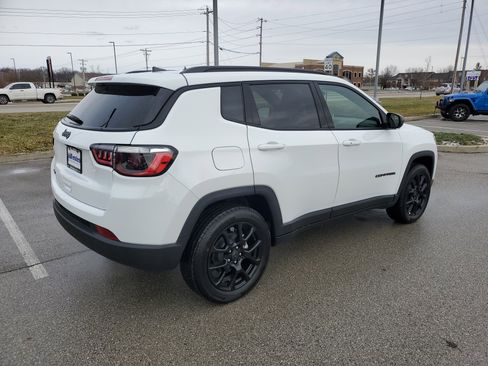 New 2026 Jeep Compass Latitude image 47
