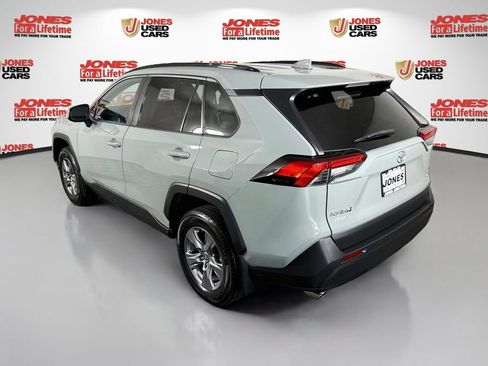 Certified 2022 Toyota RAV4 XLE w/ Convenience Package AWD/4WD image 2
