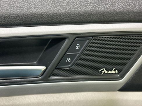 Used 2021 Volkswagen Atlas SEL Premium image 17