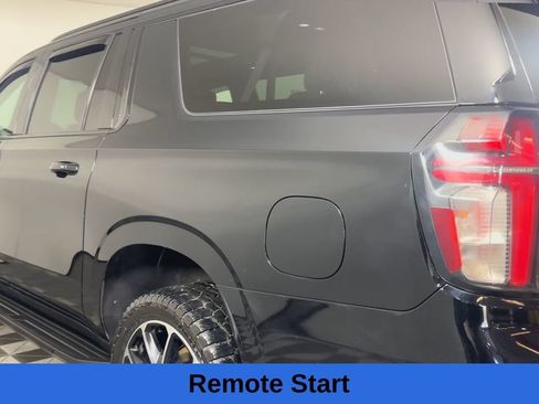 Used 2022 Chevrolet Suburban RST w/ Luxury Package AWD/4WD image 10