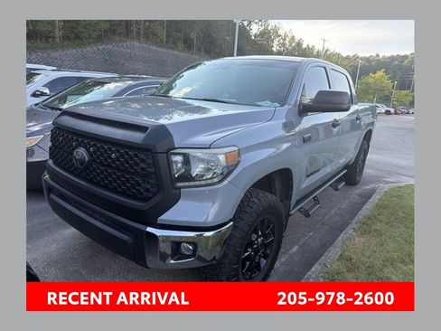 Used 2021 Toyota Tundra SR5 w/ SR5 Leather Package AWD/4WD image 1