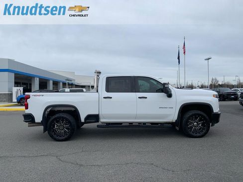 Used 2020 Chevrolet Silverado 2500 W/T w/ WT Convenience Package image 8