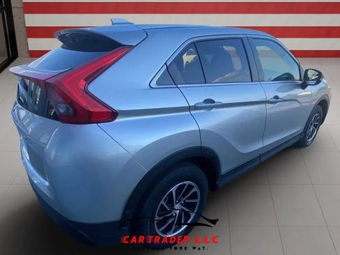 Used 2020 Mitsubishi Eclipse Cross ES FWD image 5