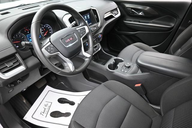 Used 2023 GMC Terrain SLE w/ Driver Convenience Package FWD image 18