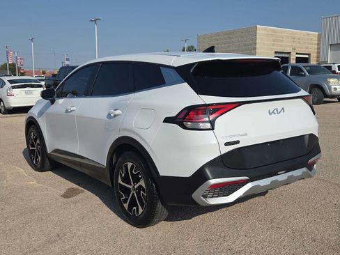 Used 2025 Kia Sportage EX FWD image 6
