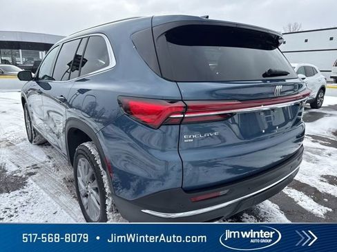 Used 2025 Buick Enclave Preferred image 10