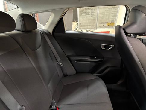 Used 2026 Kia K4 FWD image 36
