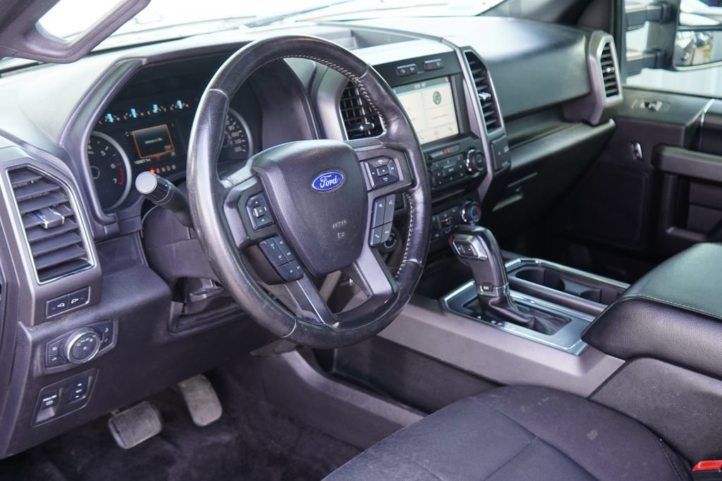 Used 2018 Ford F150 XLT w/ Equipment Group 302A Luxury AWD/4WD image 11