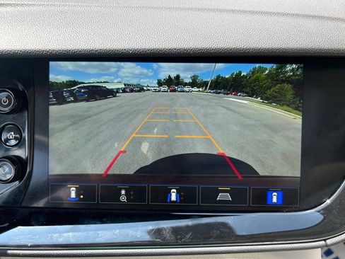 Used 2023 Buick Envision Avenir AWD/4WD image 35