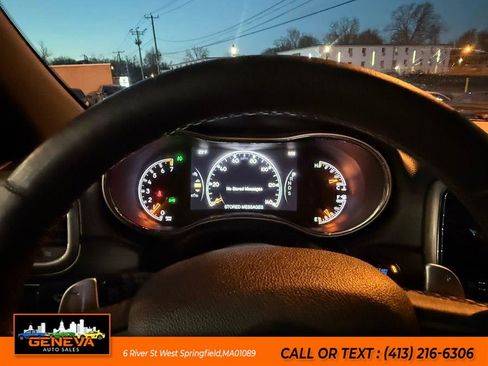 Used 2014 Jeep Grand Cherokee Limited image 15