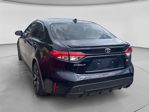 Used 2021 Toyota Corolla SE FWD image 3