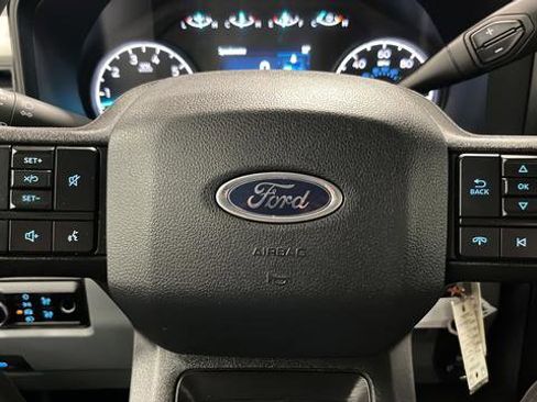 Used 2024 Ford F250 XL w/ XL Chrome Package image 16