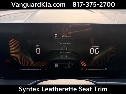 Certified 2026 Kia Sportage EX w/ EX Panorama Roof Package FWD image 20