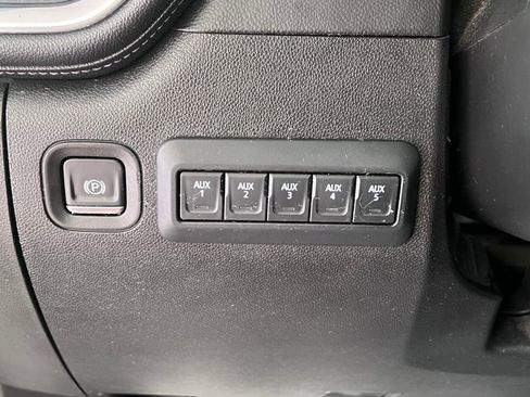 Used 2021 Chevrolet Silverado 3500 LT w/ All Star Edition image 33