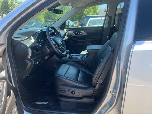 Used 2019 Chevrolet Traverse RS AWD/4WD image 8