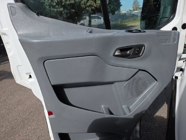 Used 2018 Ford Transit 150 130 Low Roof RWD image 17