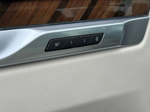 New 2026 Cadillac Escalade Platinum Luxury AWD/4WD image 7