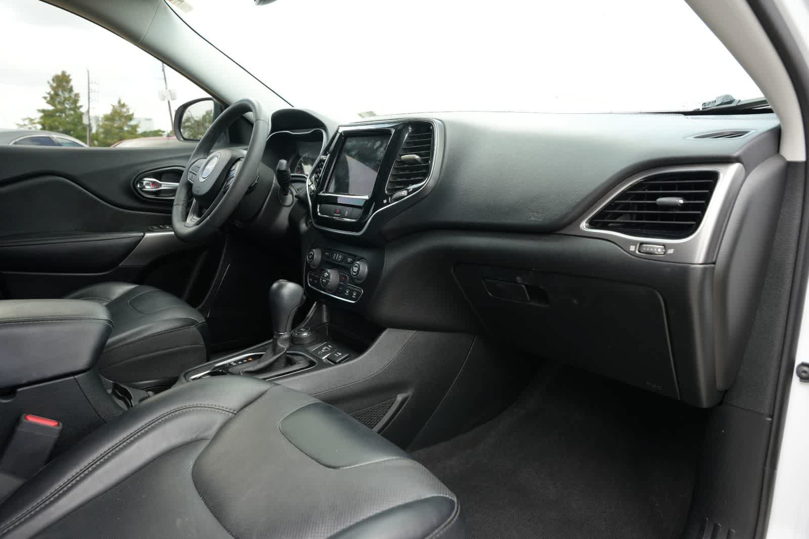 Used 2022 Jeep Cherokee Limited AWD/4WD image 20