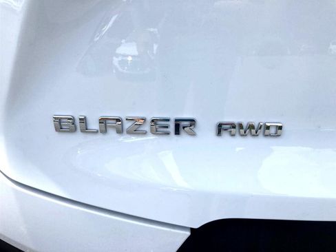 Used 2023 Chevrolet Blazer LT image 37