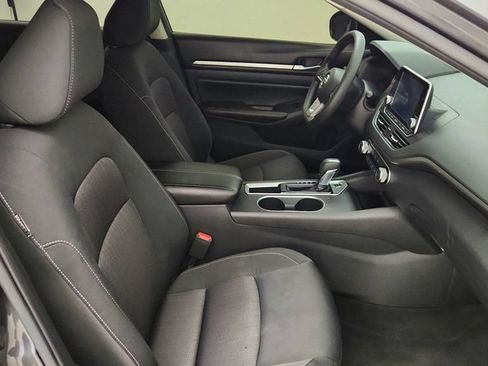 Used 2022 Nissan Altima 2.5 SV FWD image 23