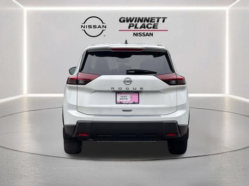 New 2026 Nissan Rogue SV FWD image 24