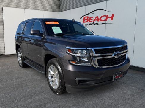 Used 2018 Chevrolet Tahoe LT image 3