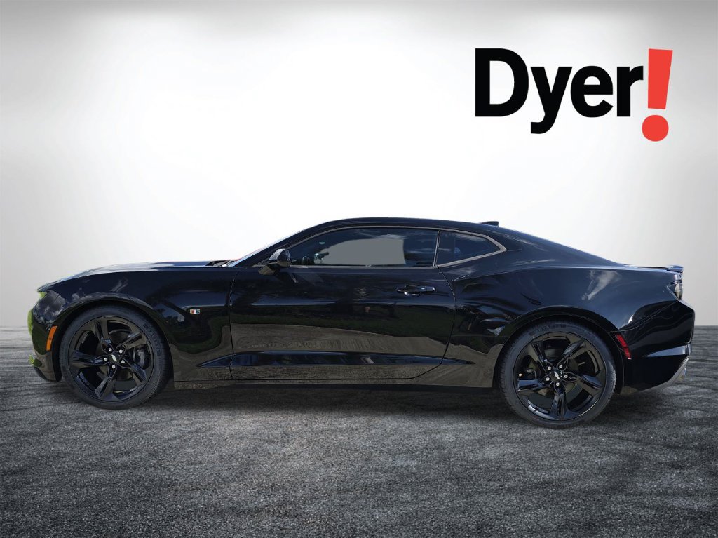 Used 2019 Chevrolet Camaro LT w/ RS Package RWD image 7