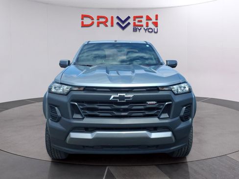 Used 2025 Chevrolet Colorado Trail Boss AWD/4WD image 8