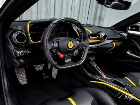 Used 2022 Ferrari 812 GTS RWD image 39