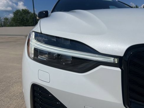 New 2026 Volvo XC60 B5 Plus w/ Climate Package image 11
