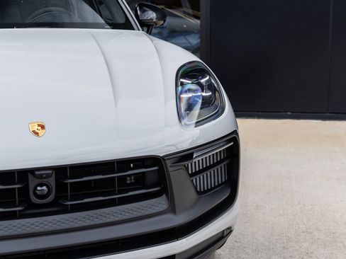 New 2026 Porsche Macan GTS AWD/4WD image 20