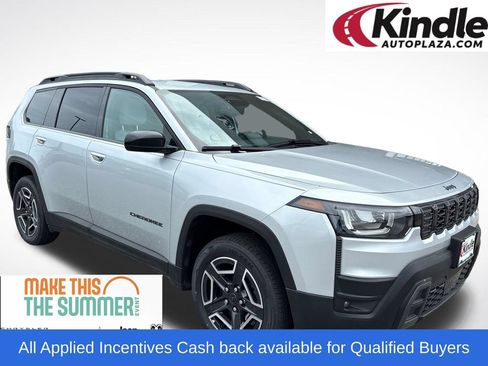 New 2026 Jeep Cherokee Laredo AWD/4WD image 1