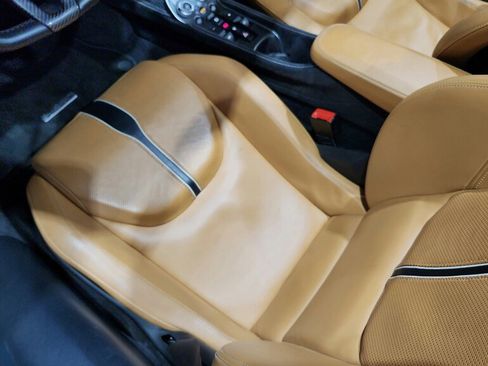Used 2019 McLaren 570S Spider RWD image 14