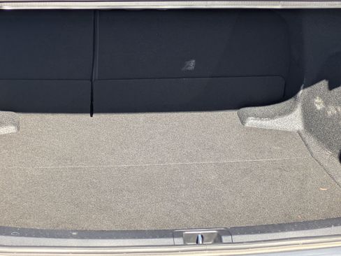 Used 2024 Toyota Corolla LE image 27