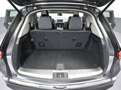 Used 2023 Acura MDX w/ Advance Package AWD/4WD image 39