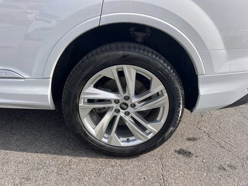 Used 2021 Audi Q7 3.0T Prestige w/ Prestige Package AWD/4WD image 37