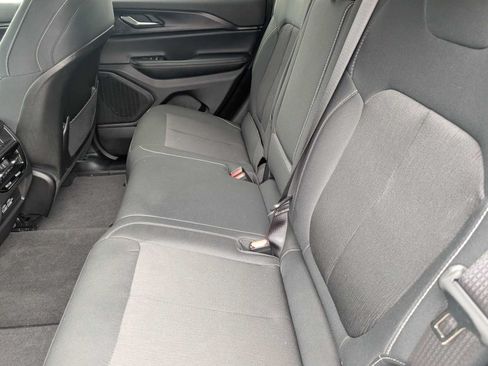 Used 2024 Jeep Grand Cherokee Laredo X AWD/4WD image 16